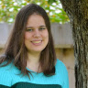 Meet your Posher, Elise